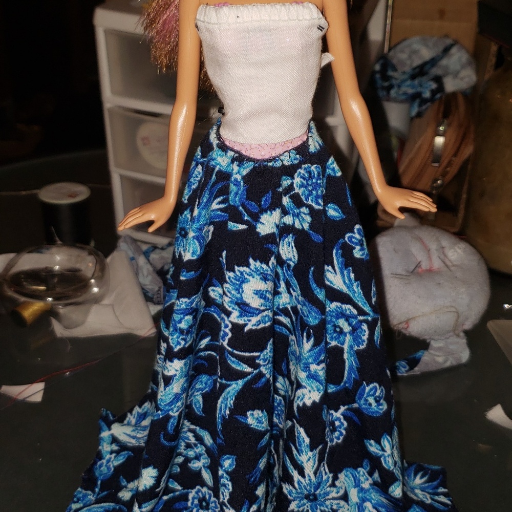 Hand made barbie cothes